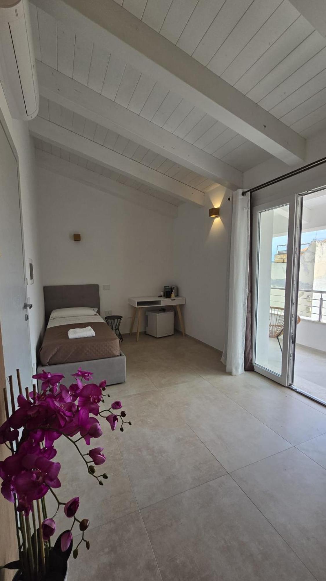 Bullerjanos Guest house *